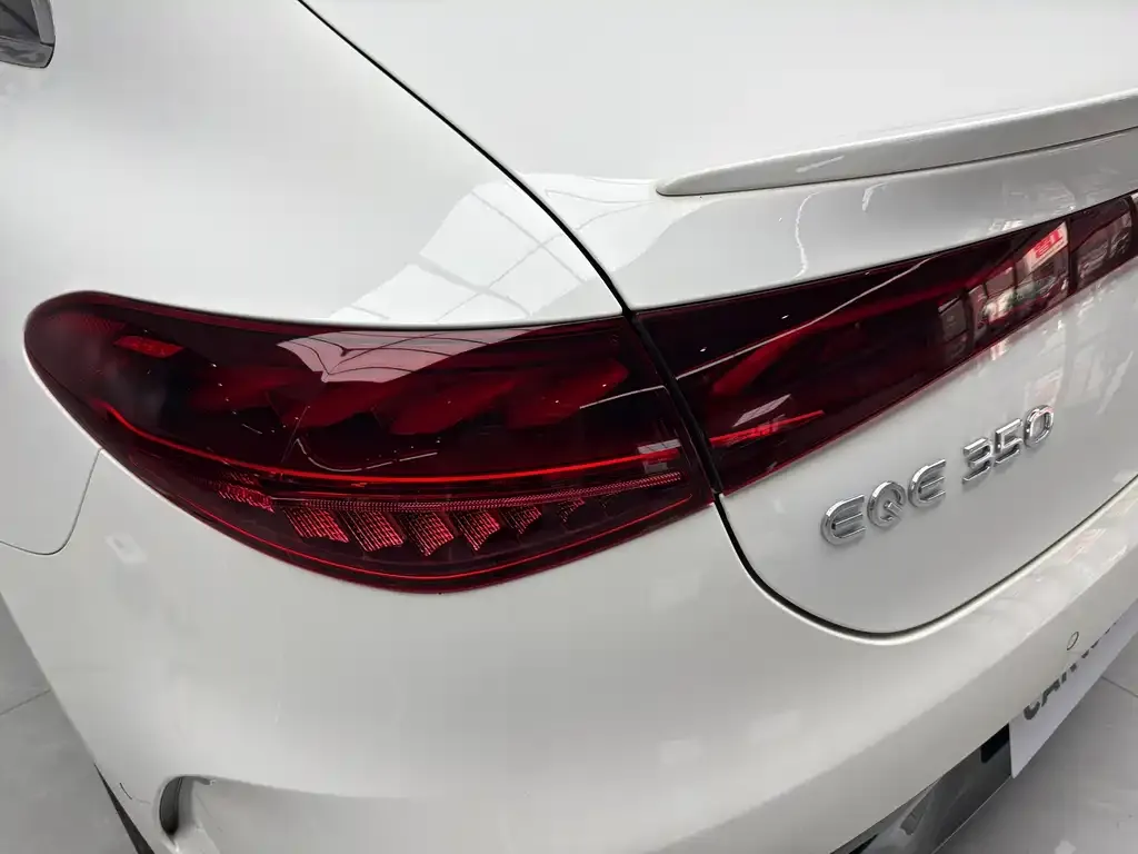 Mercedes-Benz EQE 2025 из CN, фото 6