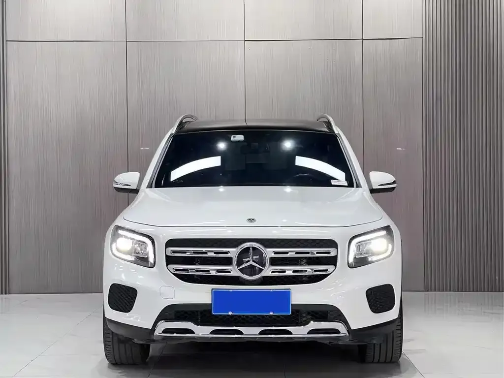 Mercedes-Benz GLB 2023 из CN, фото 2
