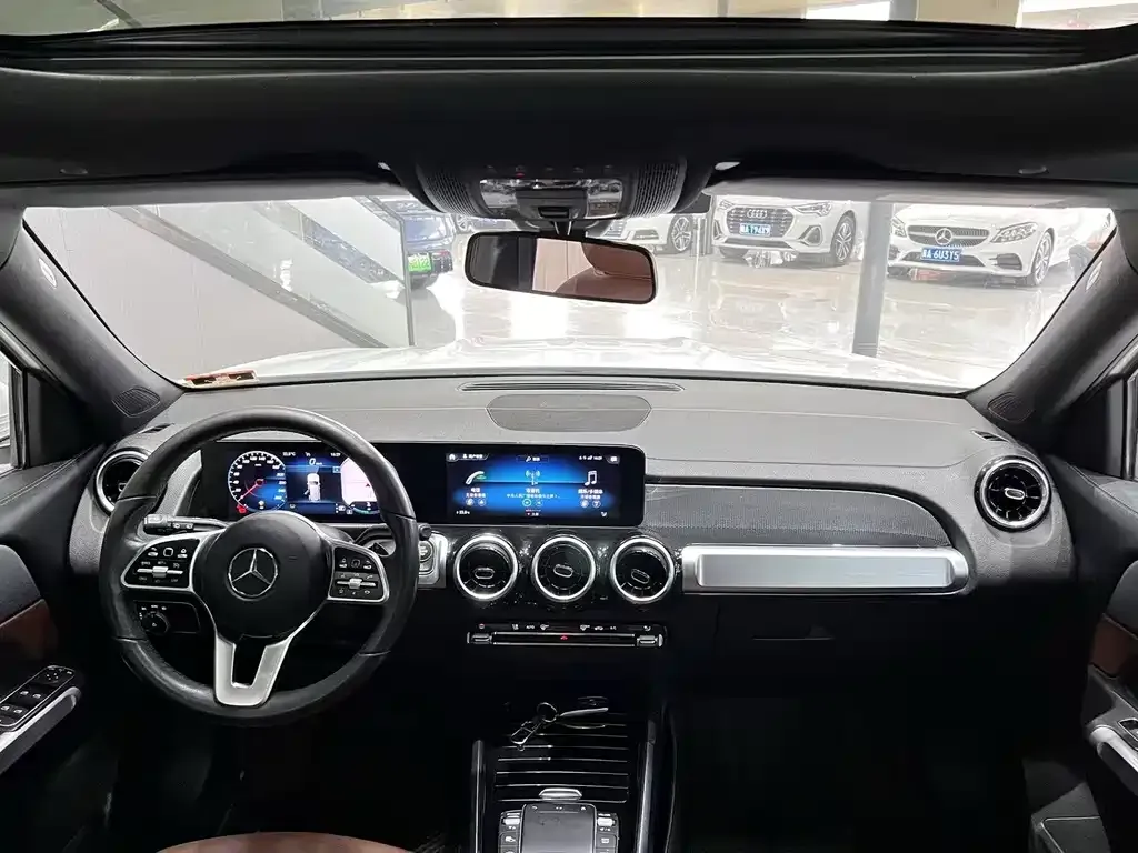 Mercedes-Benz GLB 2023 из CN, фото 9