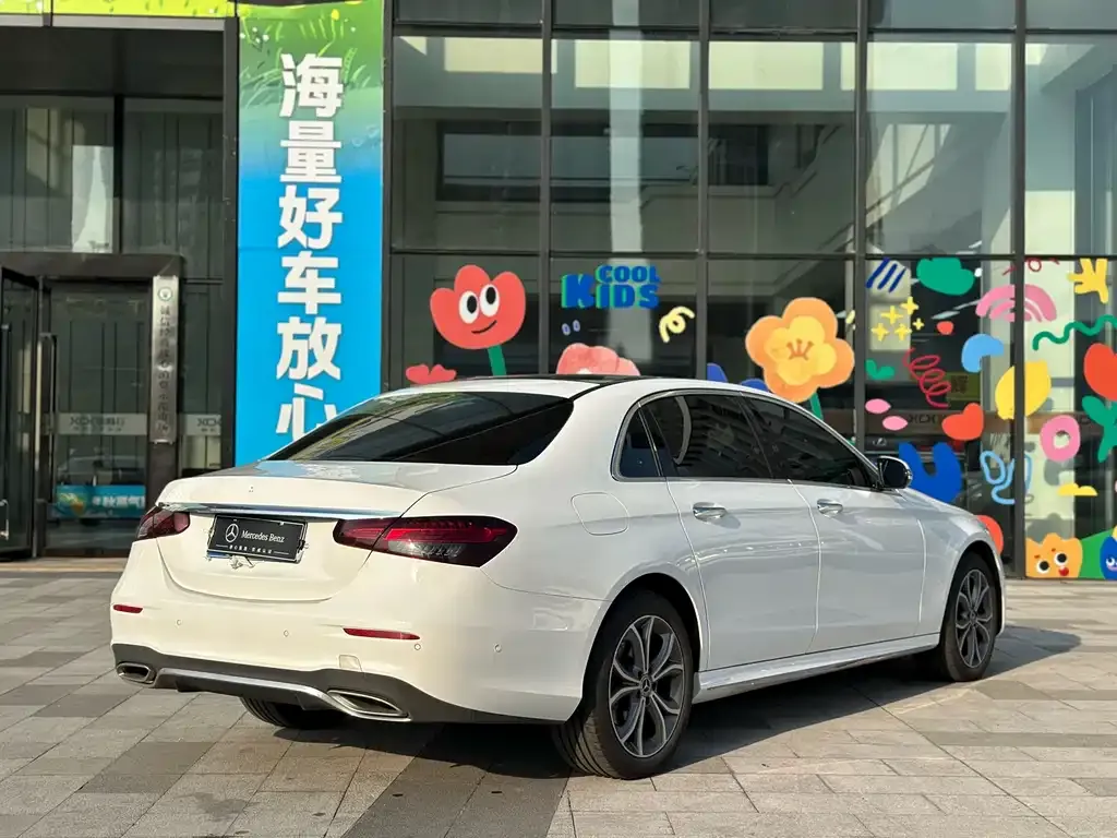 Mercedes-Benz E-Class 2022 из CN, фото 4