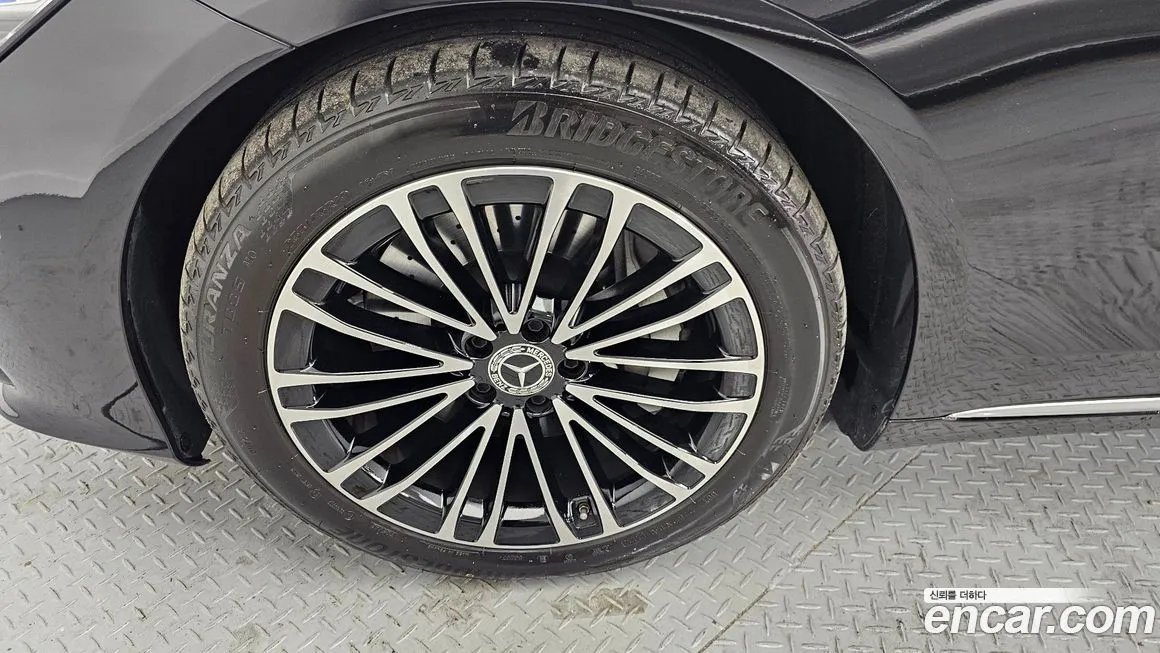 Mercedes-Benz S-Class 2025 из KR, фото 5