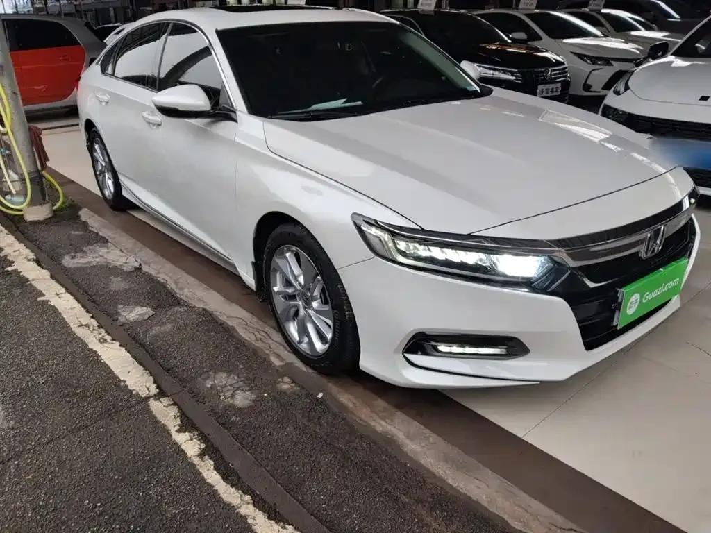 Honda Accord 2021 из CN, фото 4