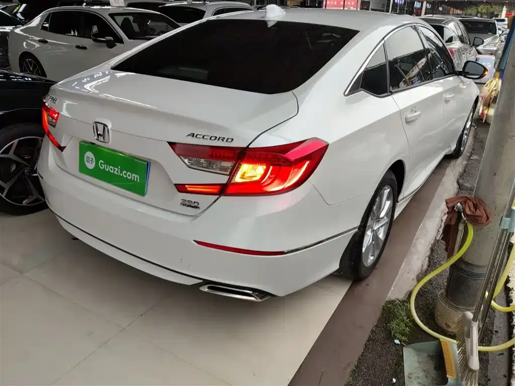 Honda Accord 2021 из CN, фото 7