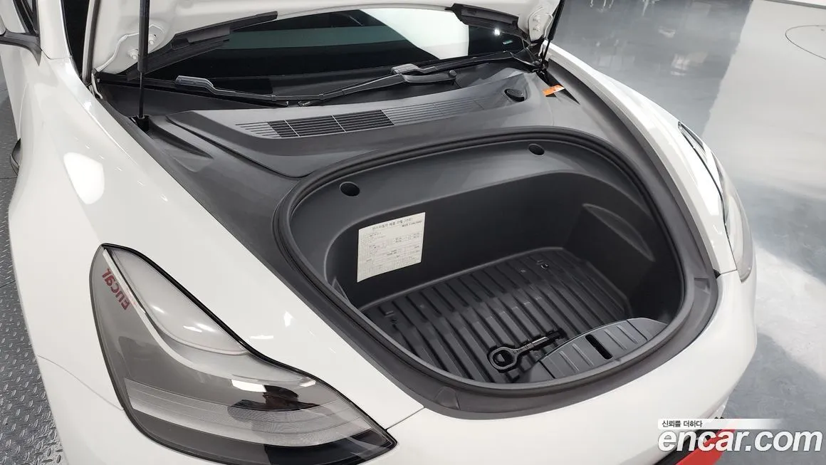 Tesla Model 3 2021 из KR, фото 6