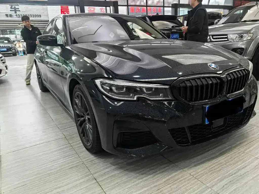 BMW 3 Series 2021 из CN, фото 2