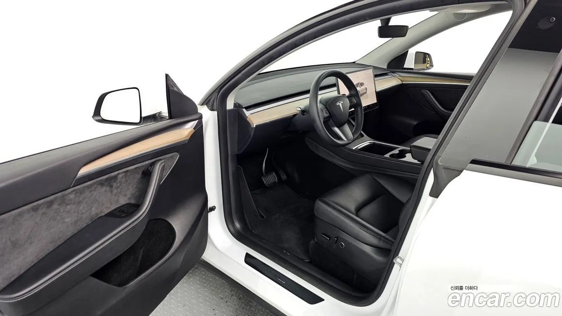 Tesla Model Y 2024 из KR, фото 10