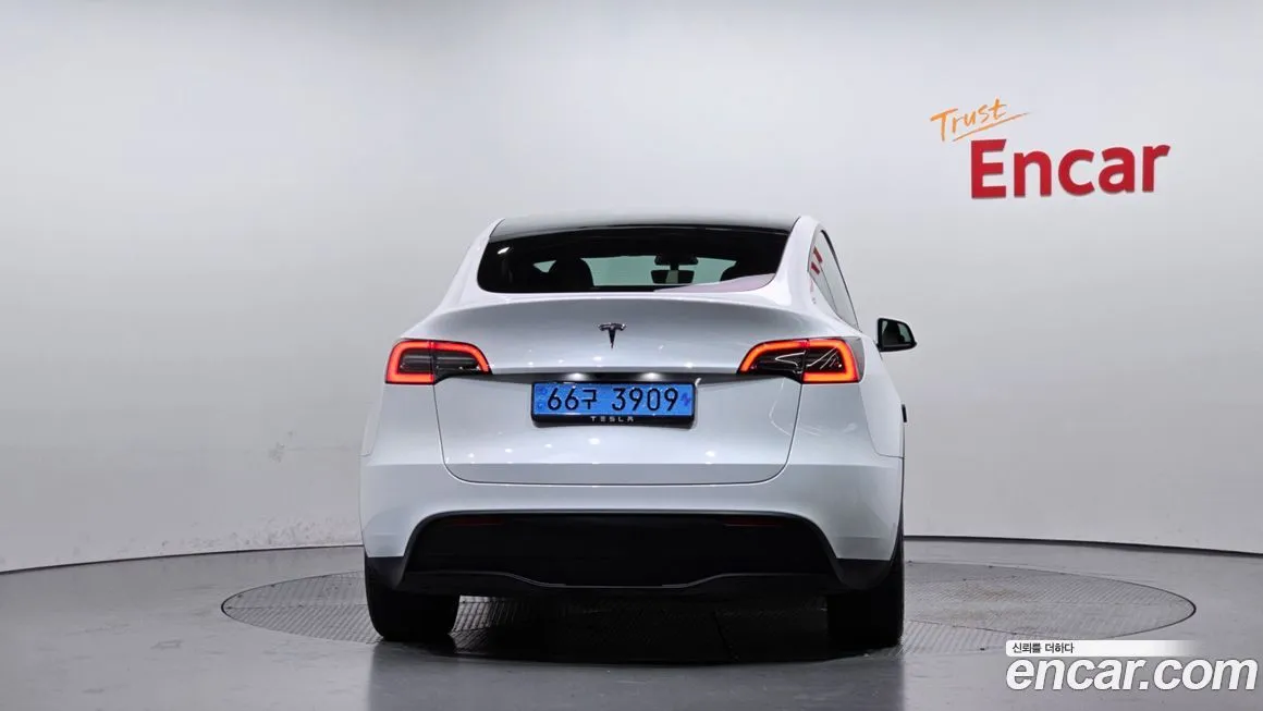 Tesla Model Y 2024 из KR, фото 4