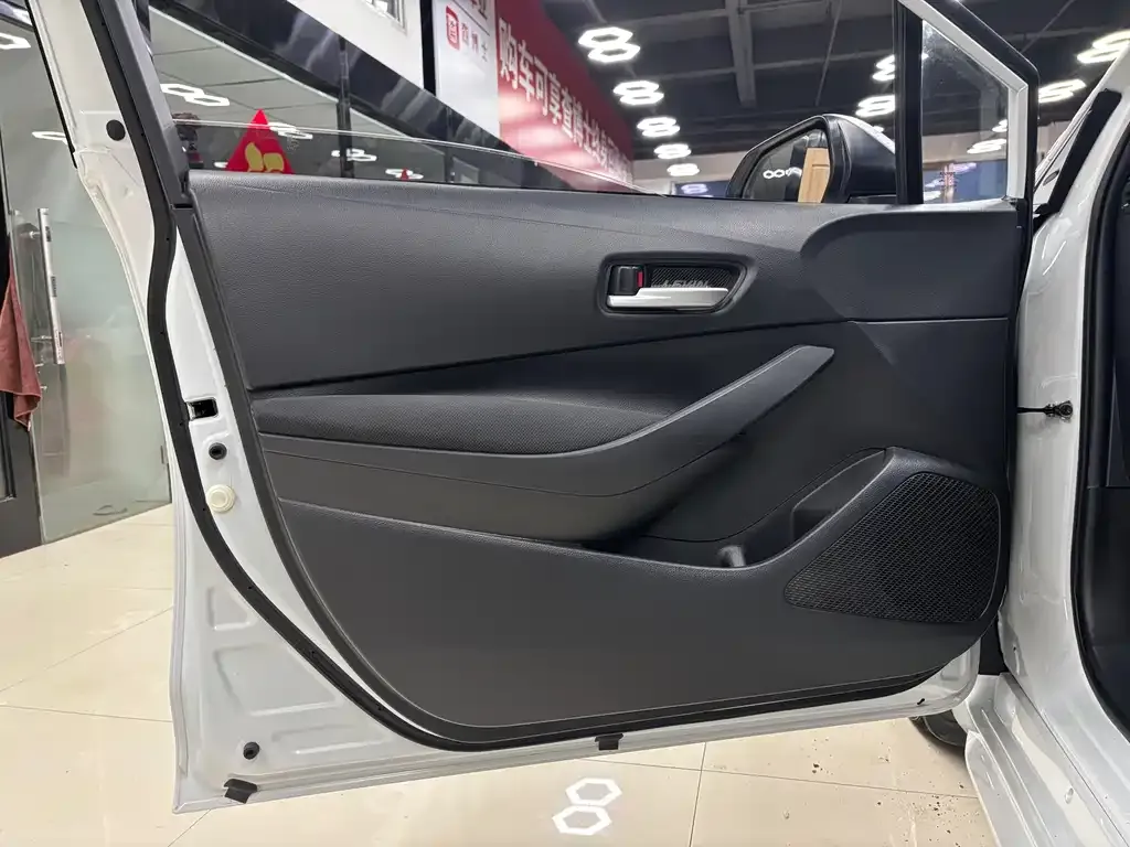Toyota Levin 2021 из CN, фото 9