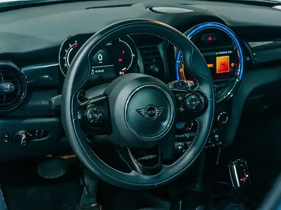 MINI Cooper (3-door) 2021 из CN, фото 4