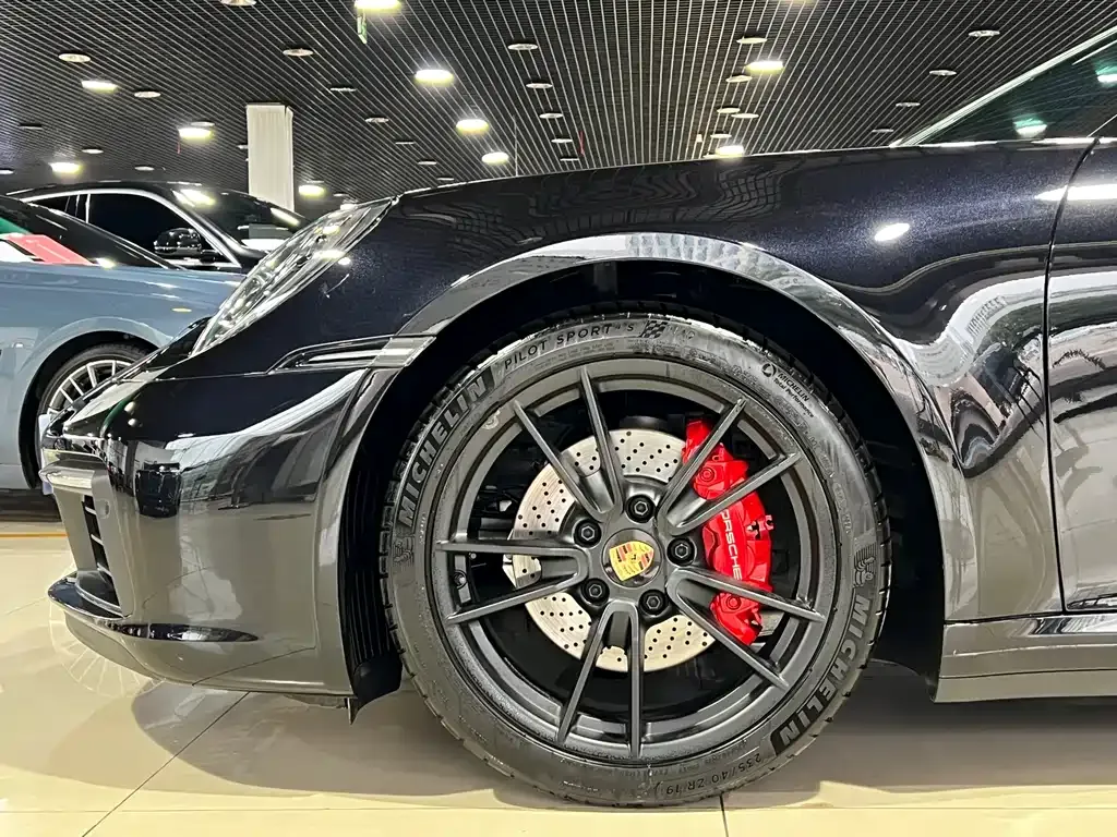 Porsche 911 2025 из CN, фото 10