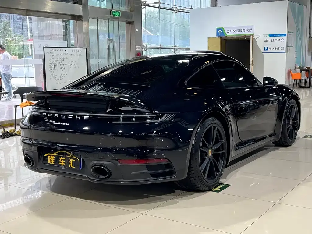 Porsche 911 2025 из CN, фото 4