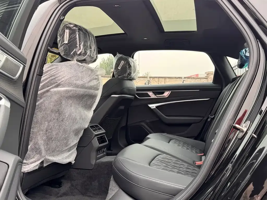 Audi A6L 2025 из CN, фото 8