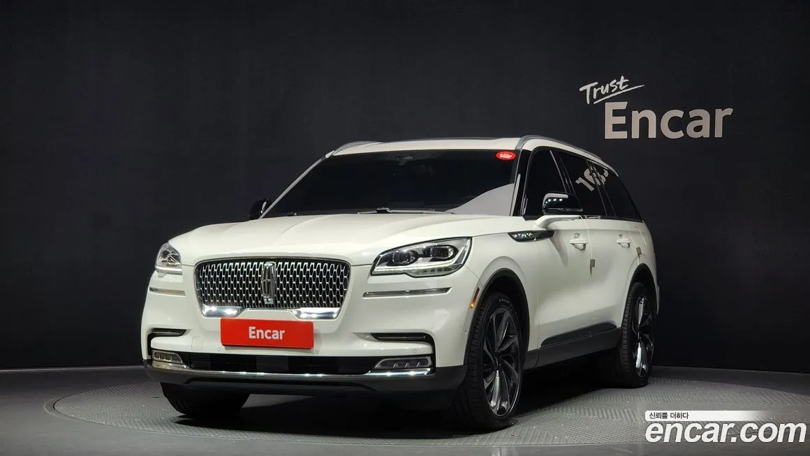 Lincoln Aviator — фото 1