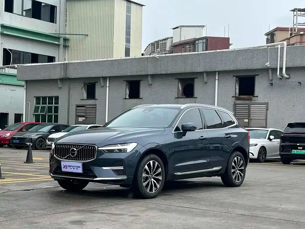 Volvo XC60 2024 из CN, фото 1