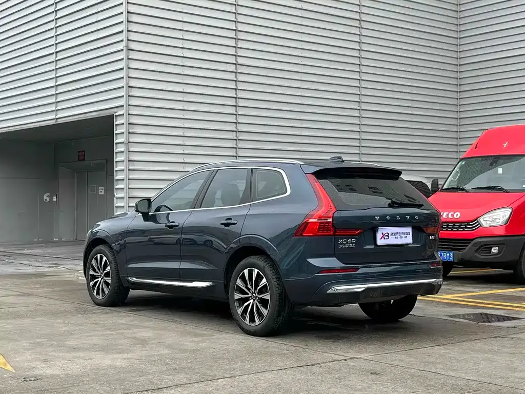 Volvo XC60 2024 из CN, фото 6