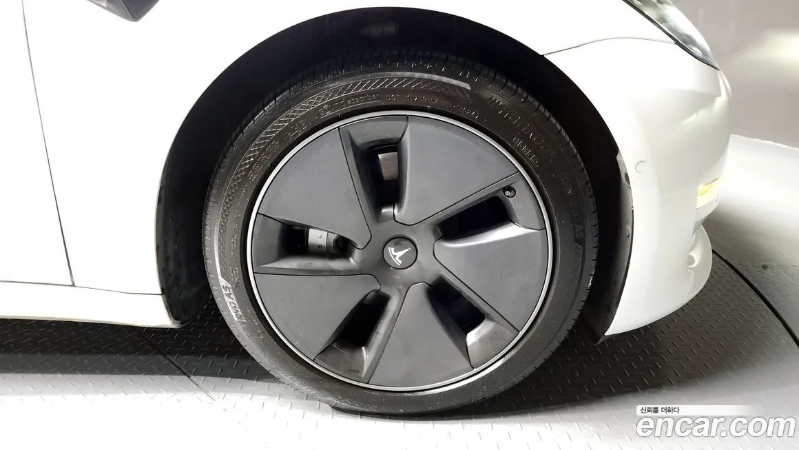 Tesla Model 3 2021 из KR, фото 5