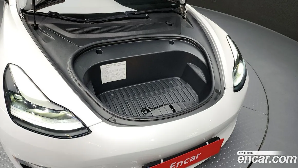 Tesla Model 3 2021 из KR, фото 6