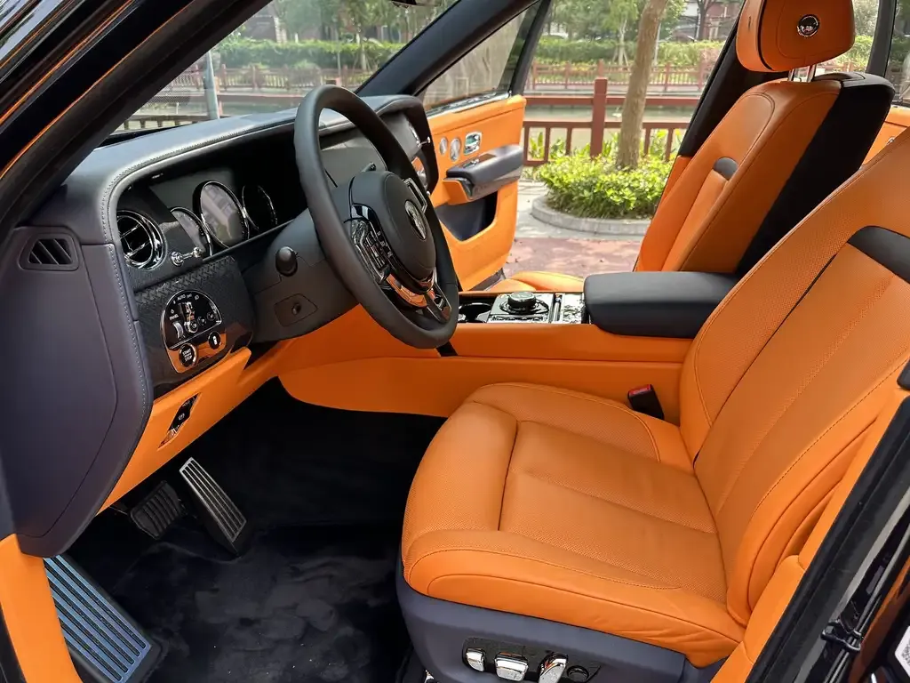 Rolls-Royce Cullinan 2023 из CN, фото 9