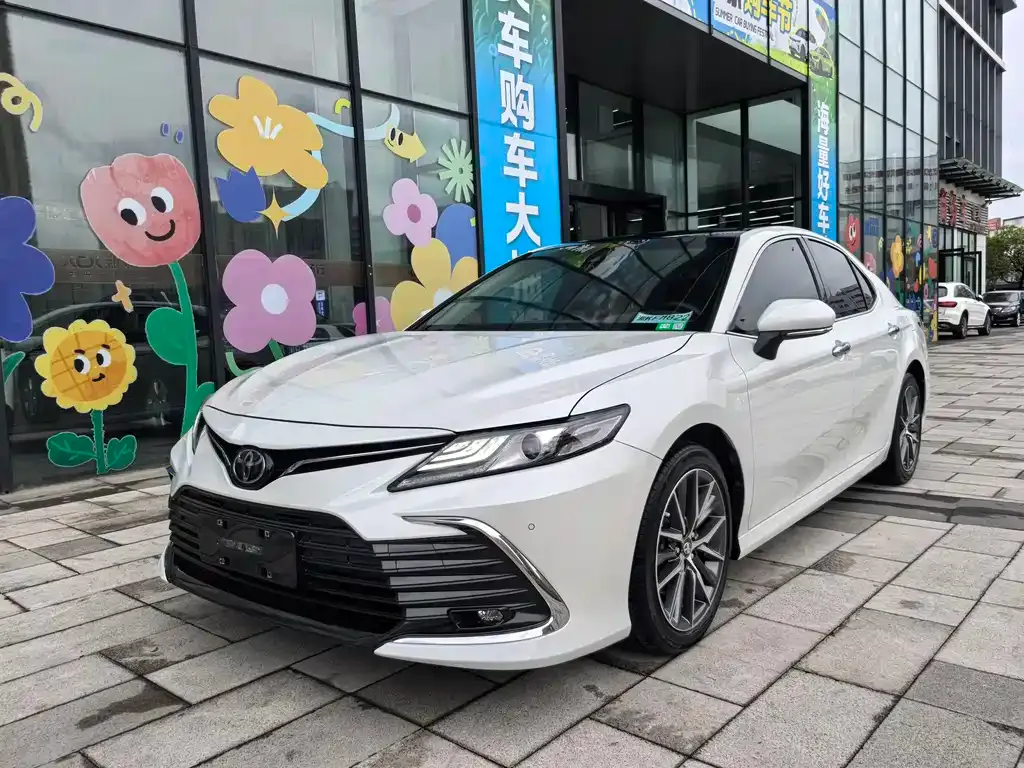 Toyota Camry 2022 из CN, фото 1