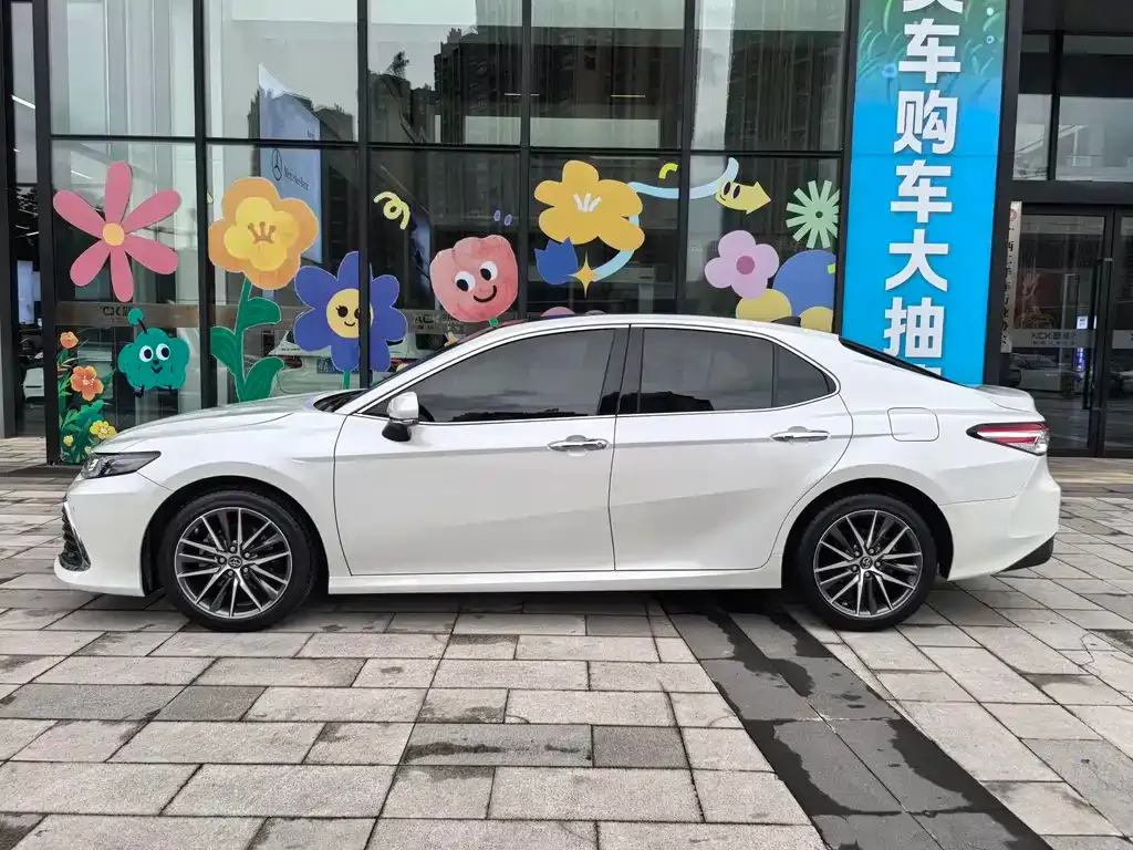 Toyota Camry 2022 из CN, фото 4