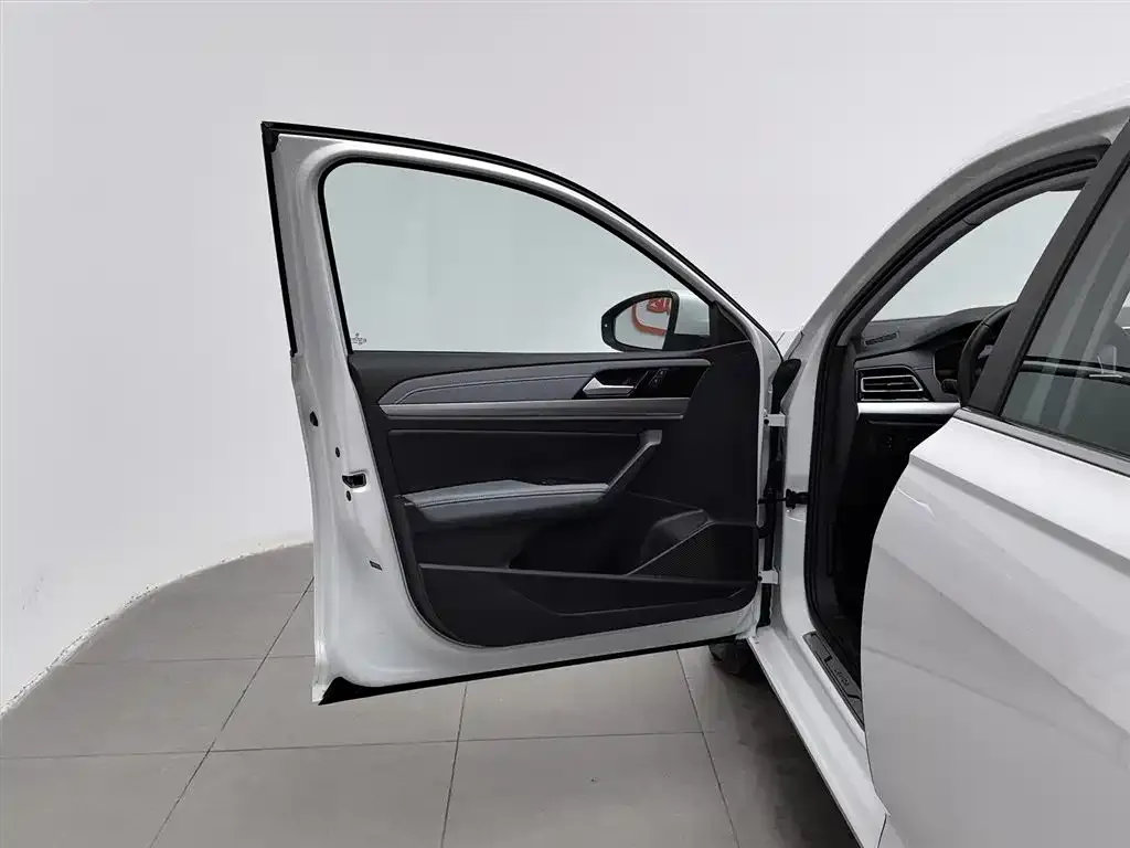 Volkswagen Lavida 2024 из CN, фото 8