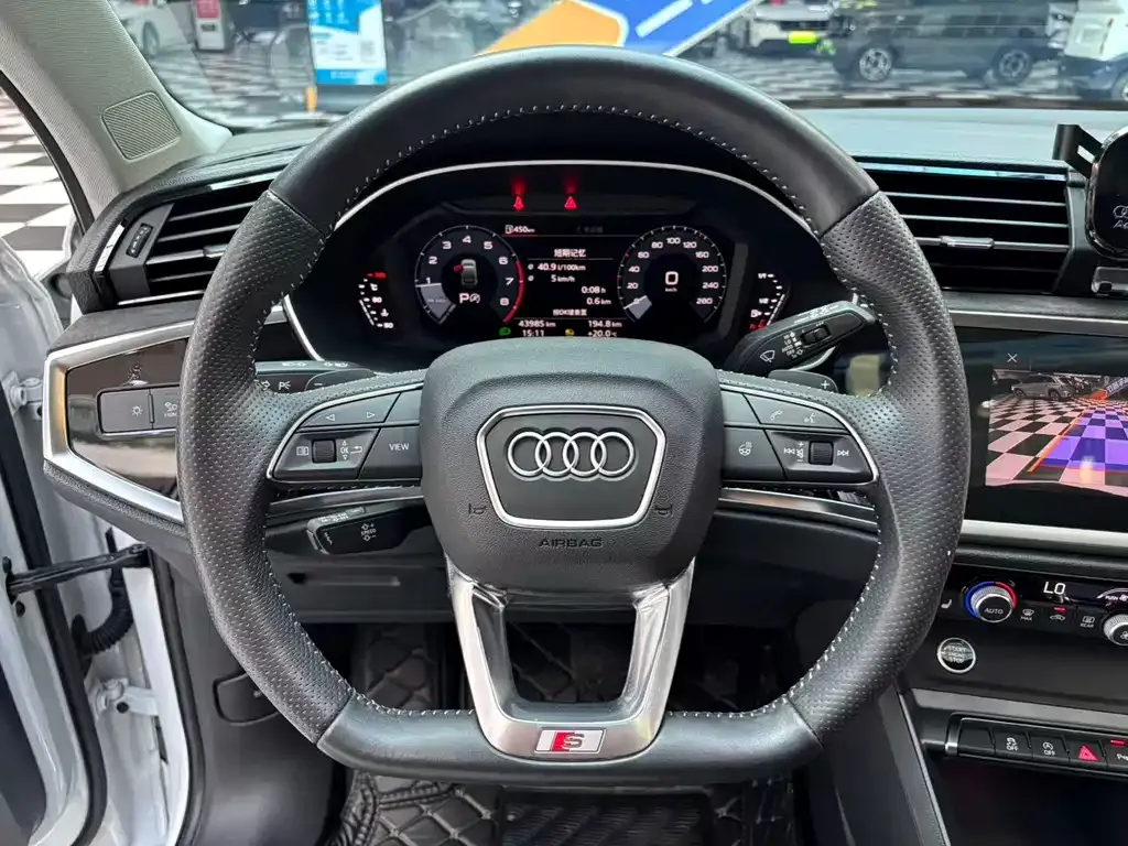 Audi Q3 Sportback 2021 из CN, фото 7