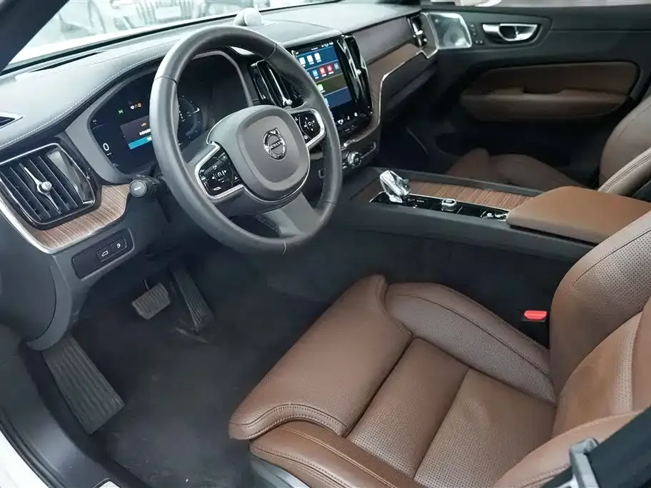 [object Object] XC60 PHEV 2023 из CN, фото 8