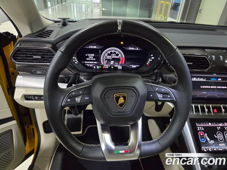 Lamborghini Urus — фото 6