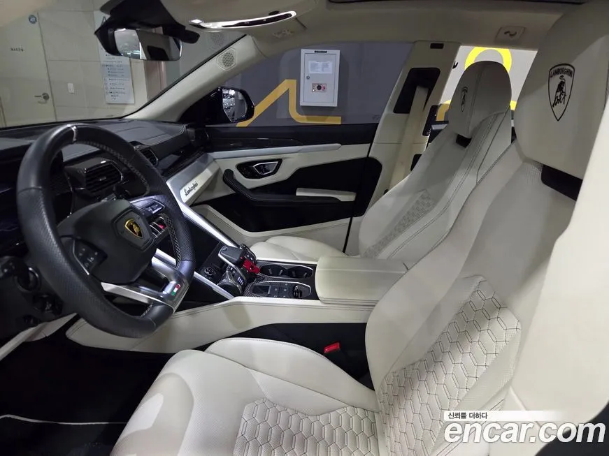Lamborghini Urus — фото 8