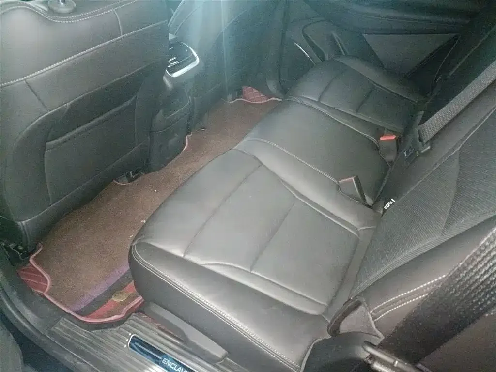 Buick Enclave 2021 из CN, фото 9
