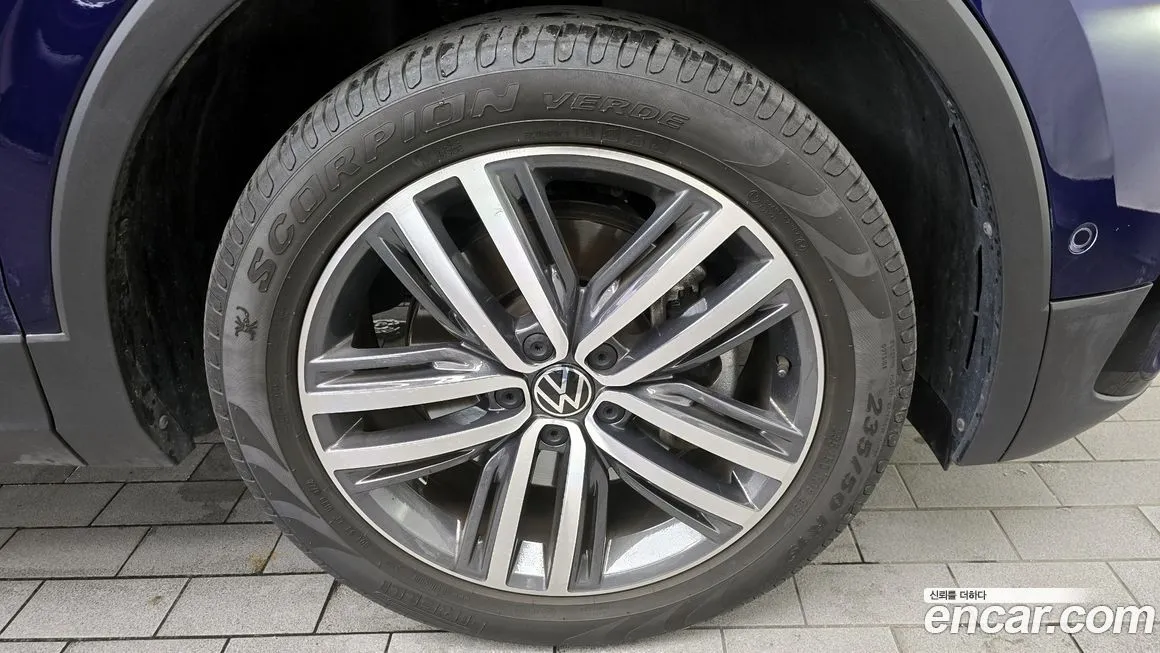 Volkswagen Tiguan — фото 5