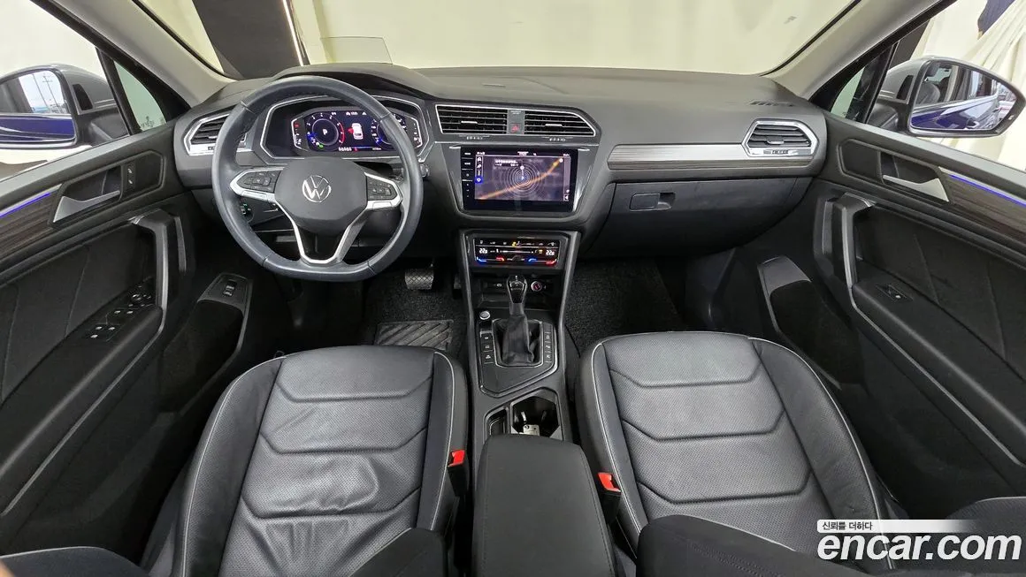 Volkswagen Tiguan — фото 7