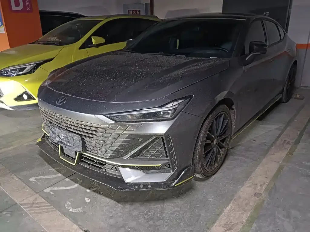 Changan UNI-V 2023 из CN, фото 1