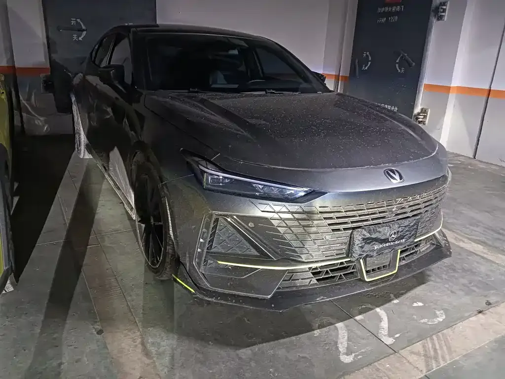 Changan UNI-V 2023 из CN, фото 3