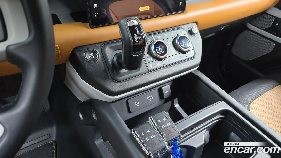 Land Rover Defender 2023 из KR, фото 9