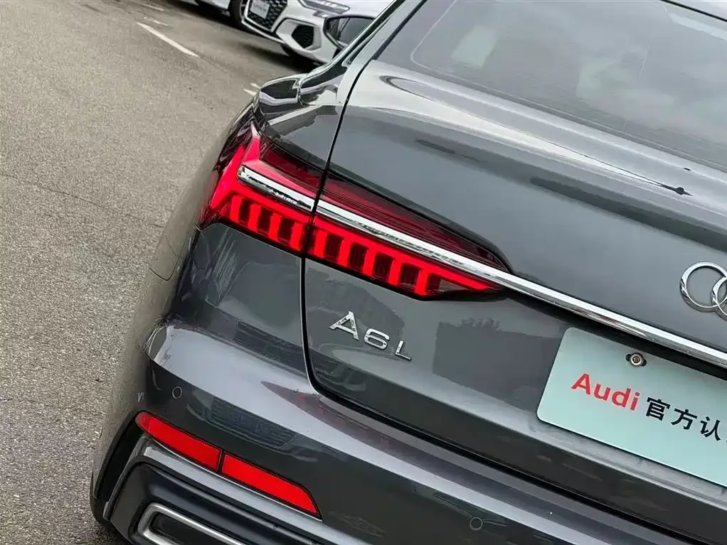 Audi A6L 2021 из CN, фото 10