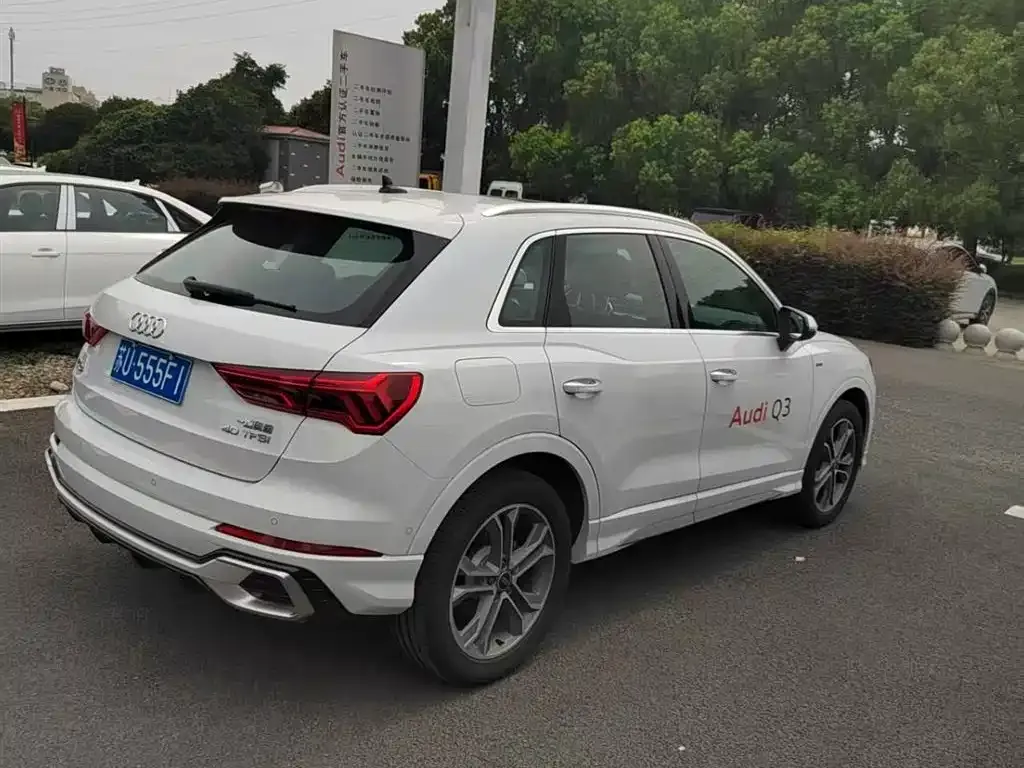 Audi Q3 2024 из CN, фото 4