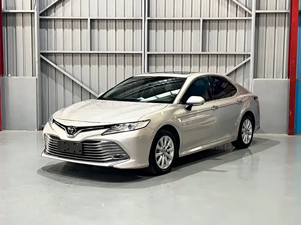 Toyota Camry 2021 из CN, фото 1