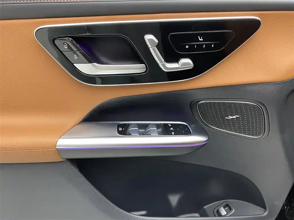 Mercedes-Benz GLC 2024 из CN, фото 7