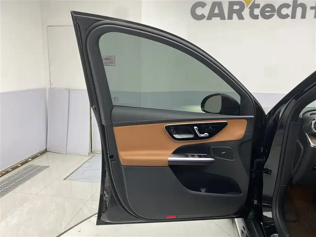Mercedes-Benz GLC 2024 из CN, фото 8