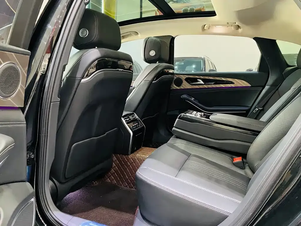 Hongqi H9 2022 из CN, фото 5