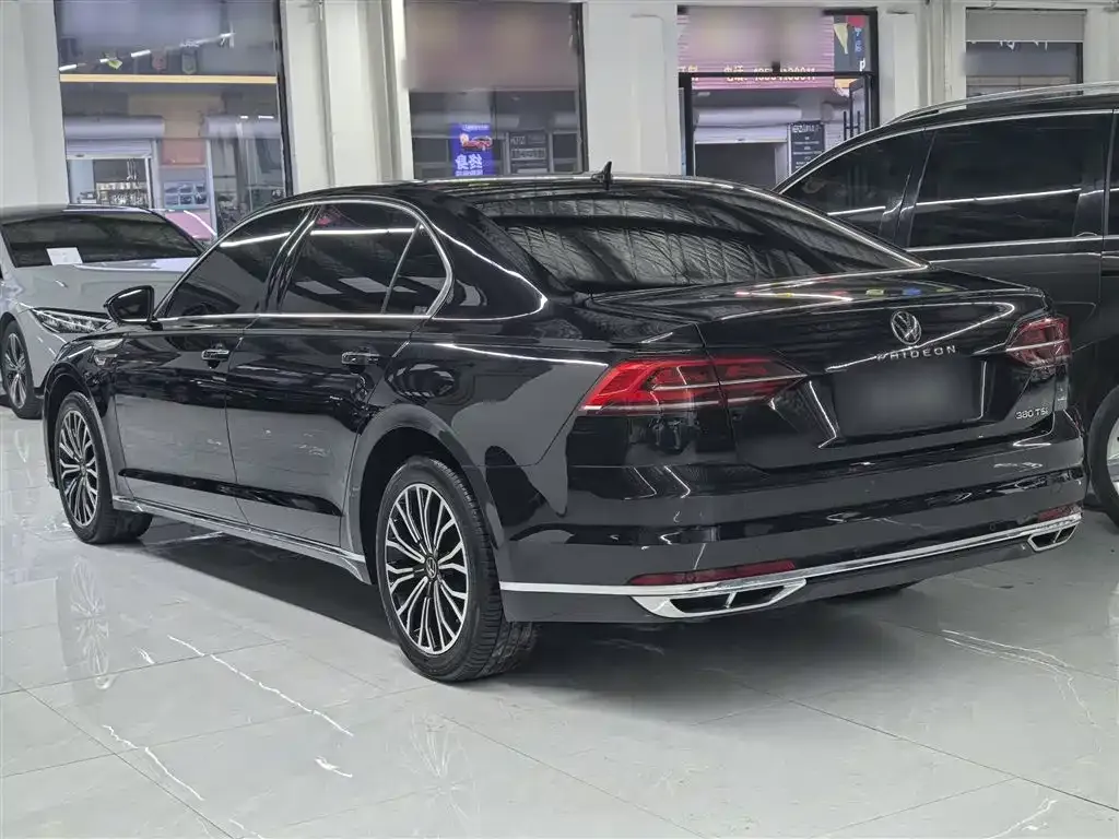 Volkswagen Phideon 2023 из CN, фото 5