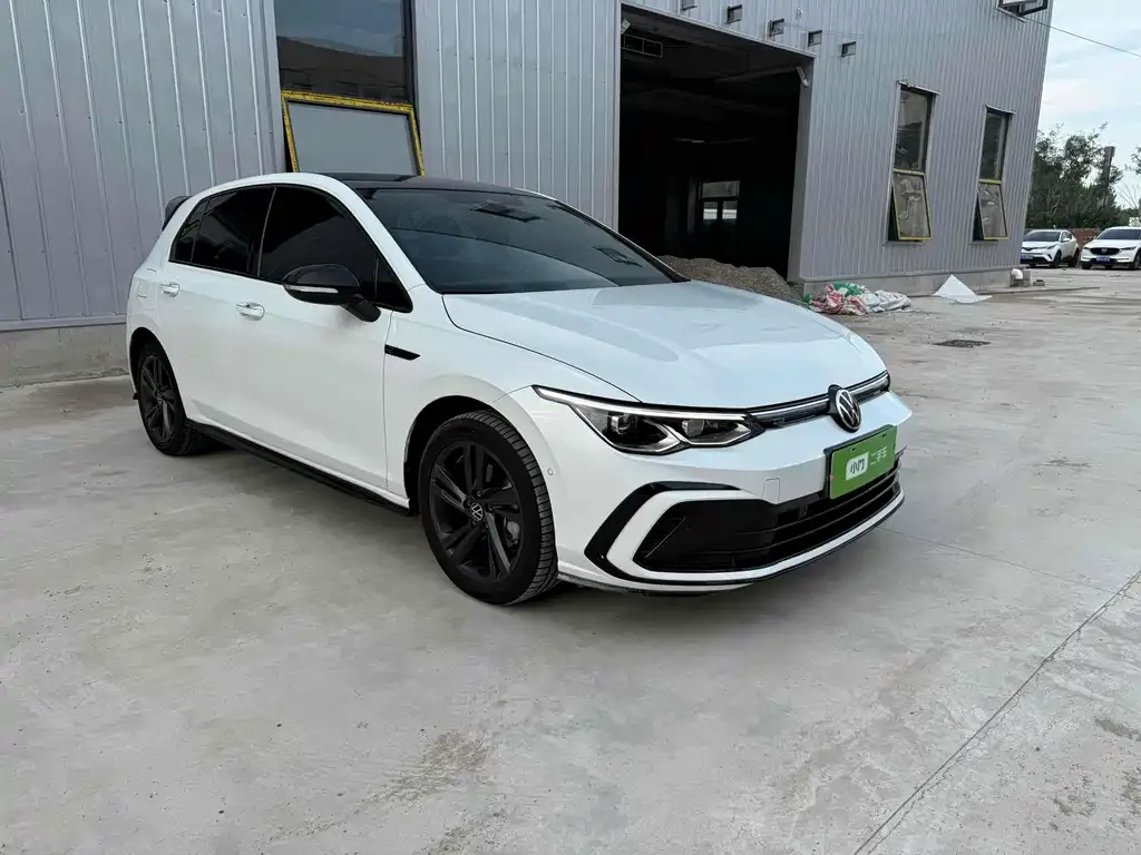 Volkswagen Golf 2022 из CN, фото 3