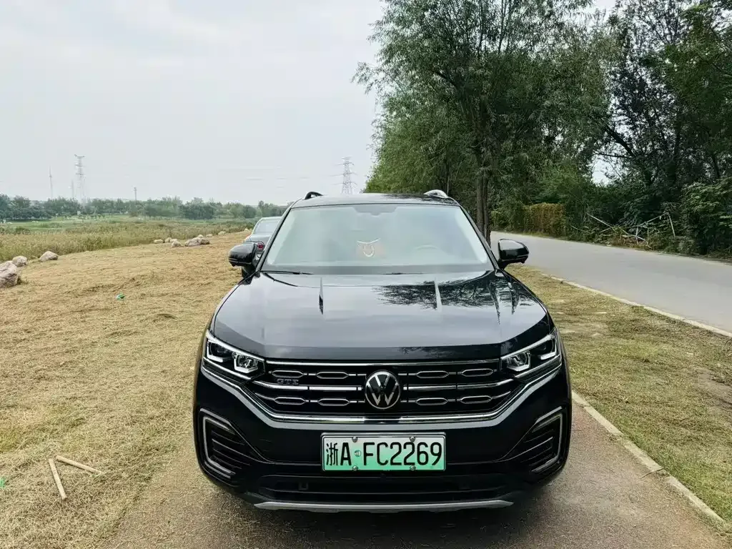Volkswagen GTE PHEV 2021 из CN, фото 2