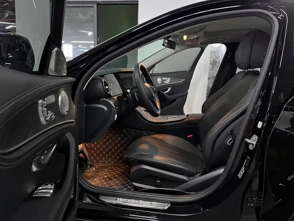 Mercedes-Benz E-Class 2022 из CN, фото 4