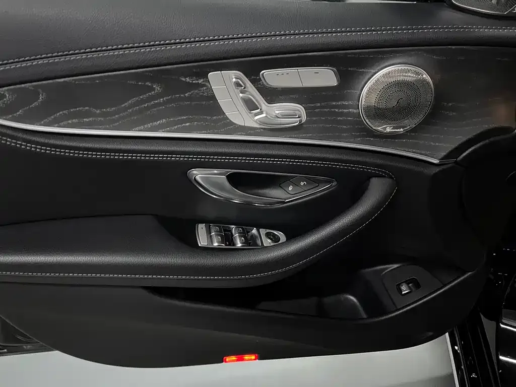 Mercedes-Benz E-Class 2022 из CN, фото 5