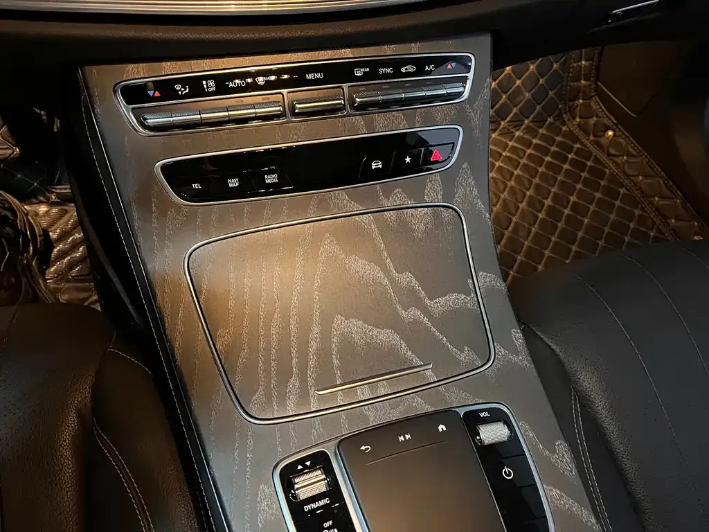 Mercedes-Benz E-Class 2022 из CN, фото 9