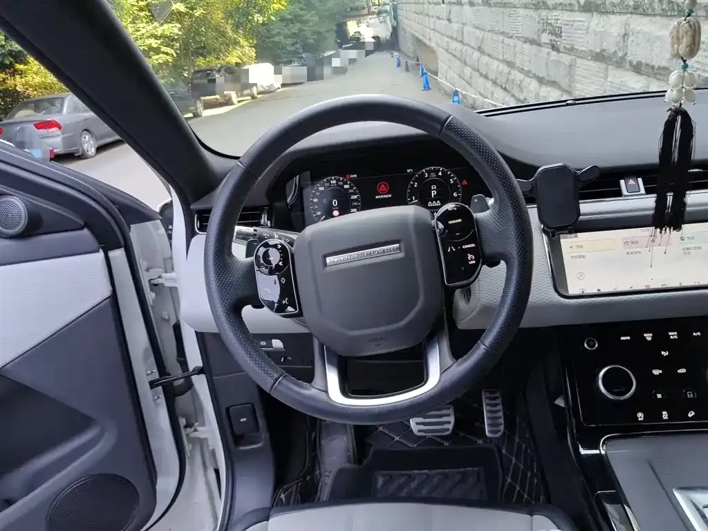 Land Rover Evoque 2021 из CN, фото 3