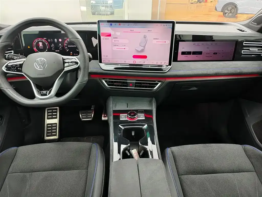 Volkswagen Tiguan L 2024 из CN, фото 4