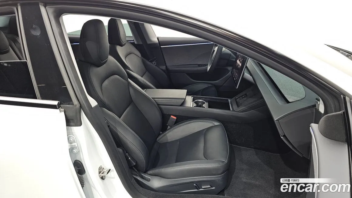 Tesla Model 3 — фото 10